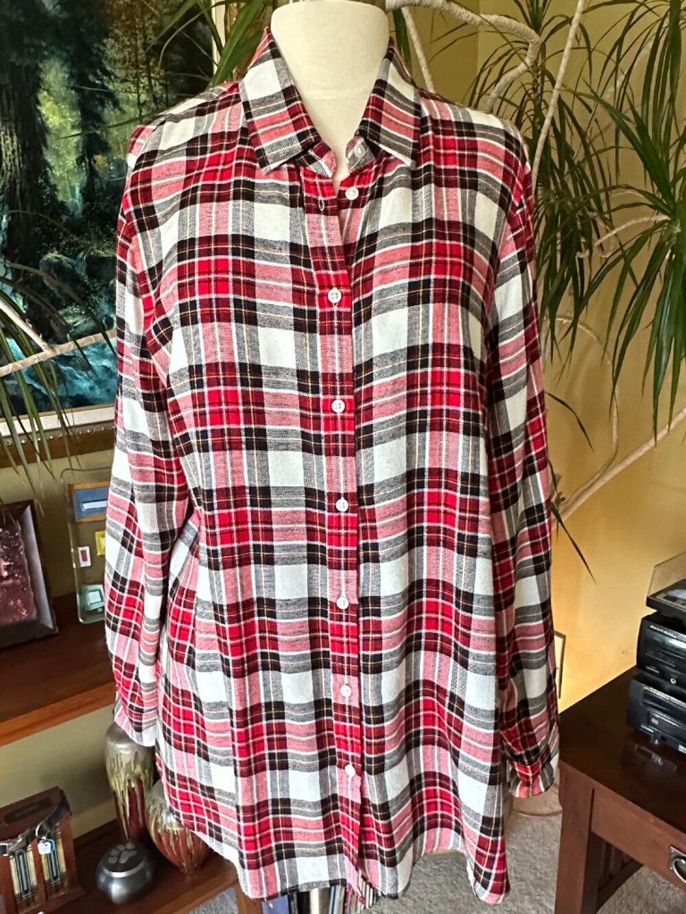Banana Republic 100% rayon plaid shirt - Sz L